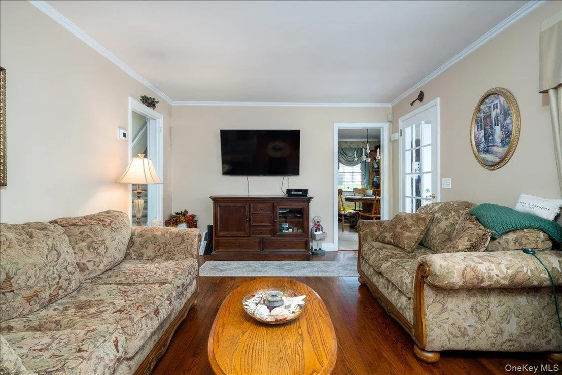 Photo of 131 Euston Road S
