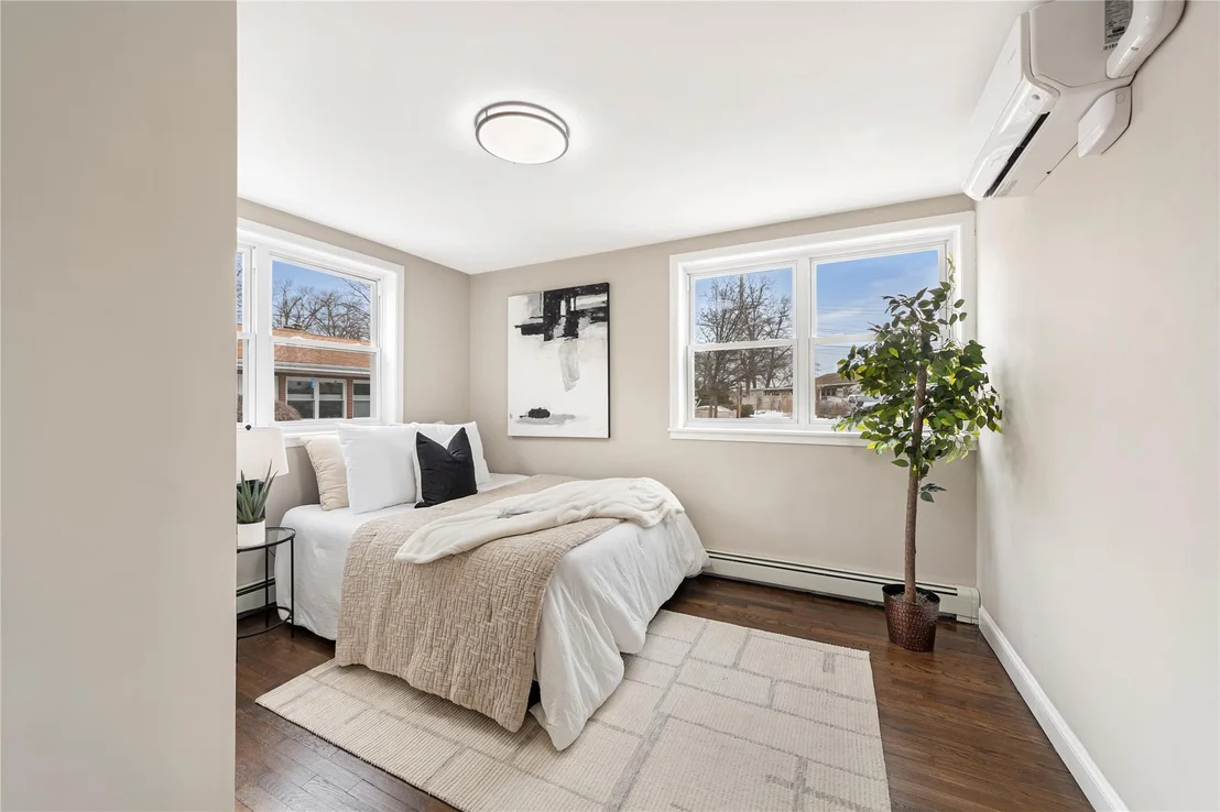Photo of 35 Sunlight Hill