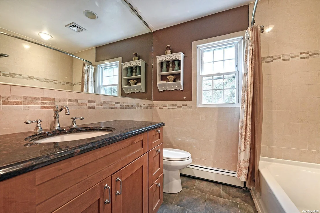 Photo of 1 Swan View Court