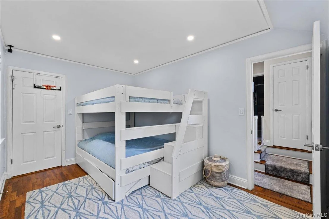 Photo of 8 Park Circle