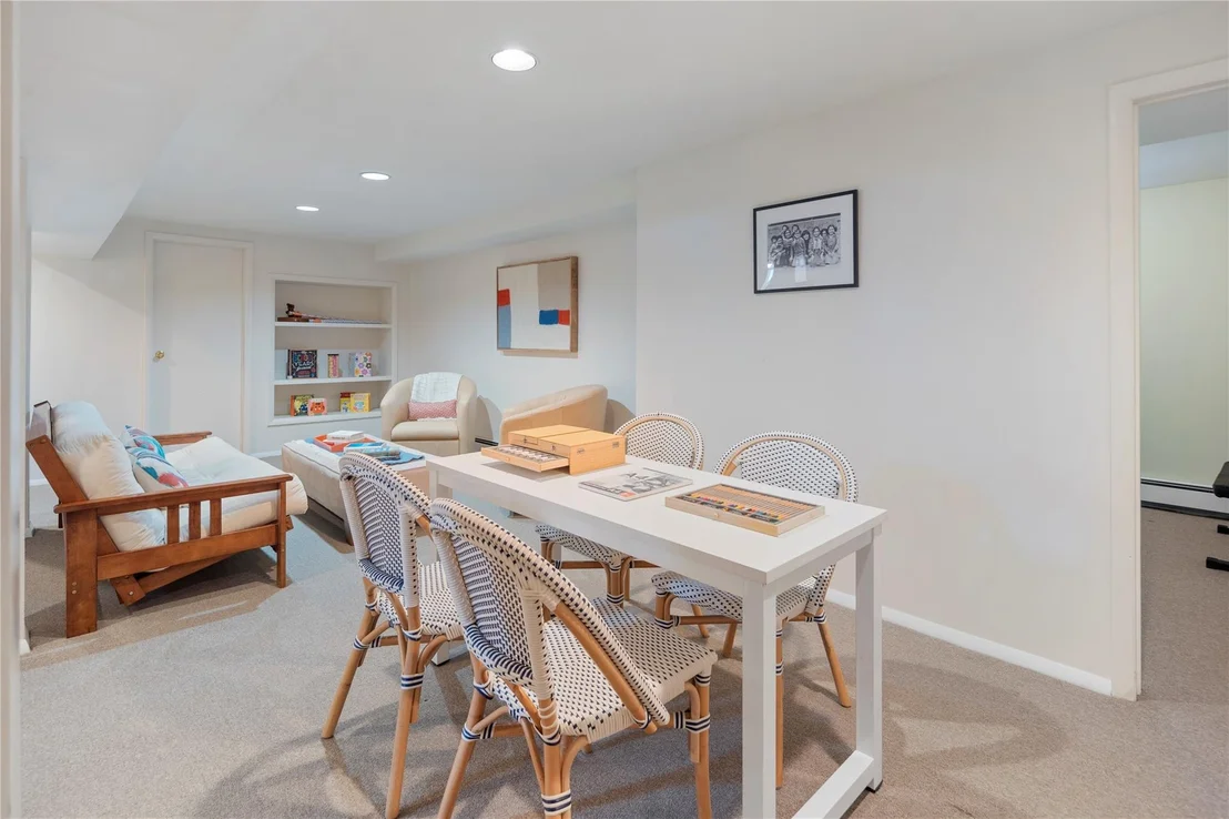 Photo of 2 Hunter Drive