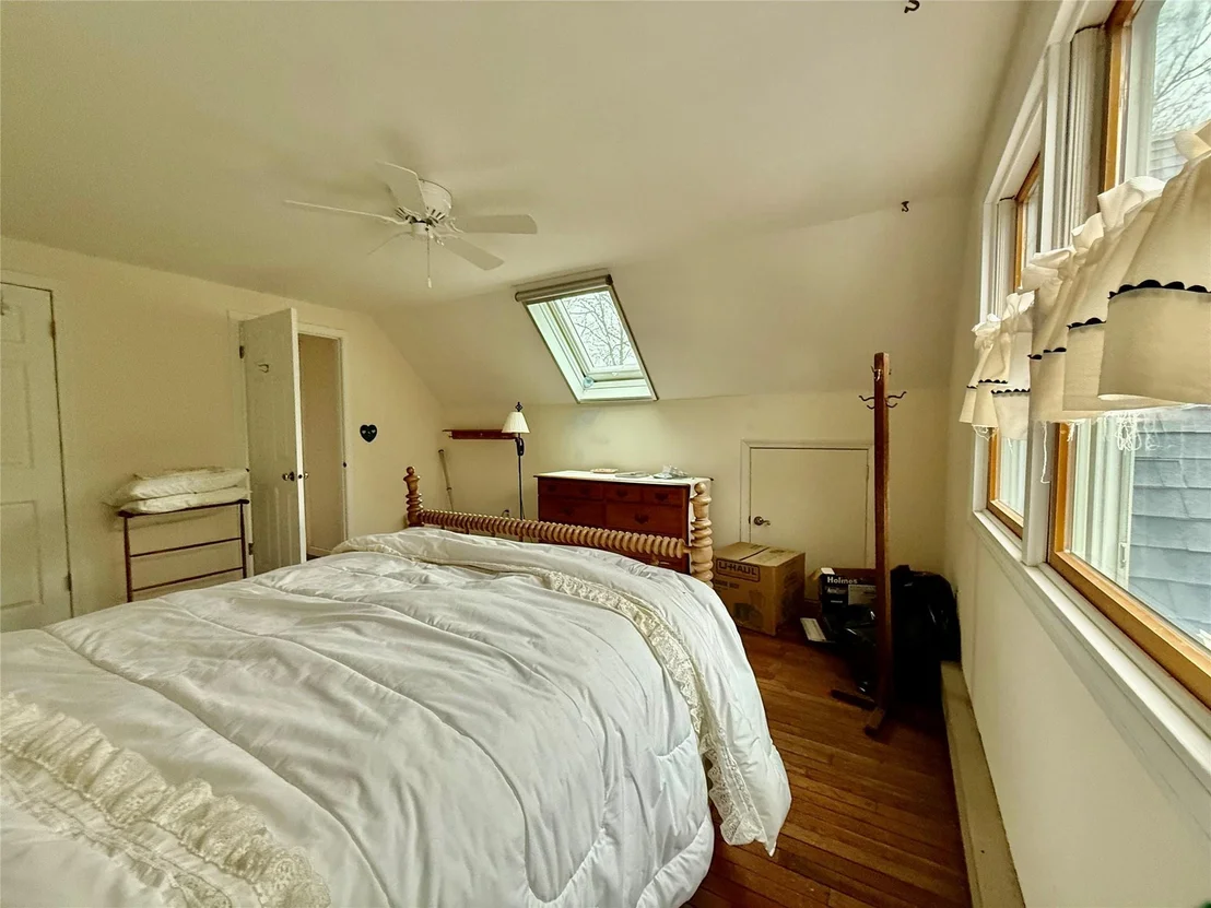 Photo of 7 Willowbrook Lane