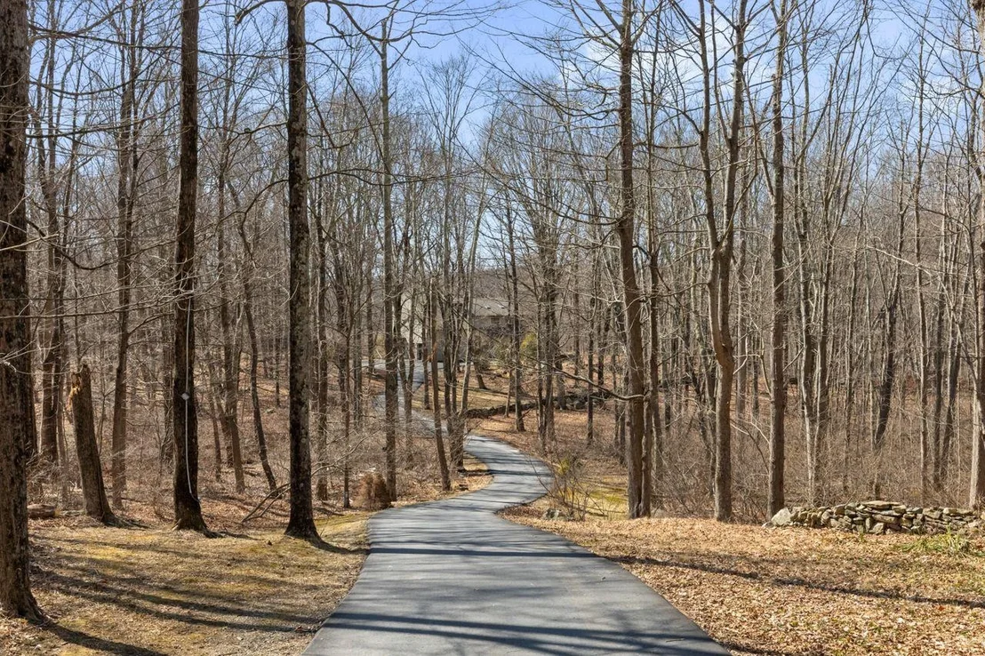 Photo of 873 Route 292