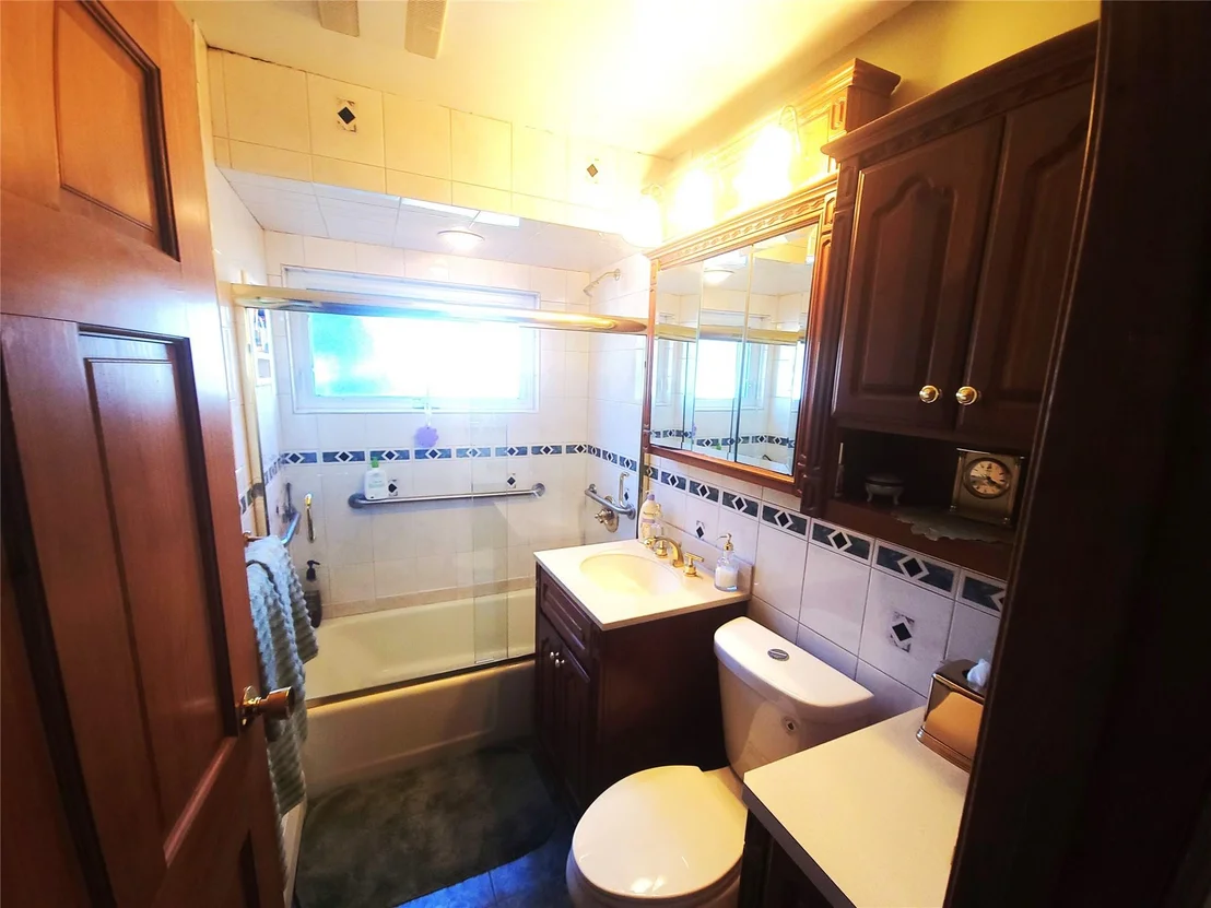 Photo of 18 Apollo Lane