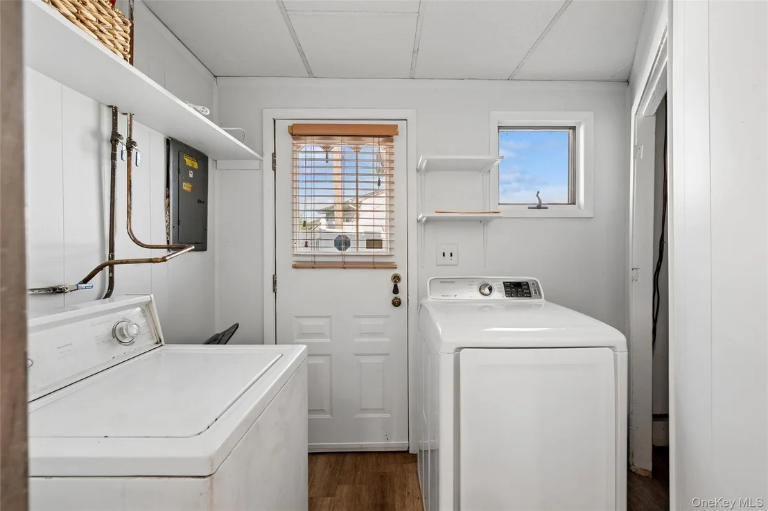 Photo of 4 Dennis Lane