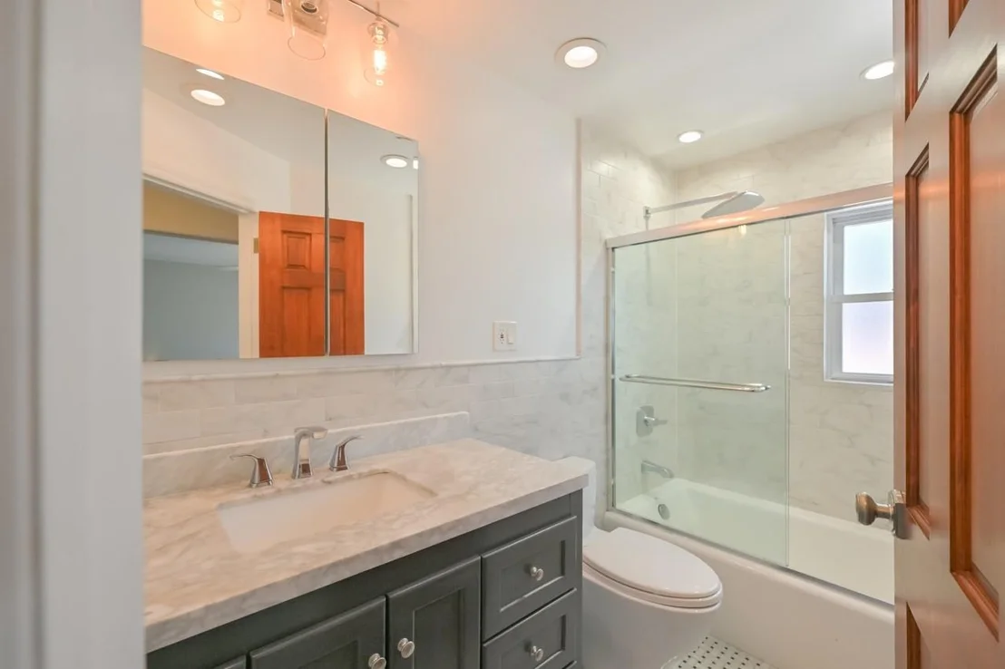 Photo of 15115 25th Avenue
