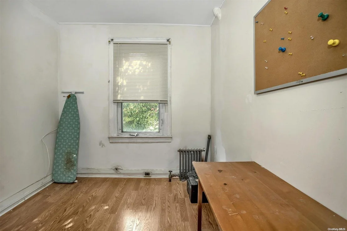 Photo of 3811 Snyder Avenue