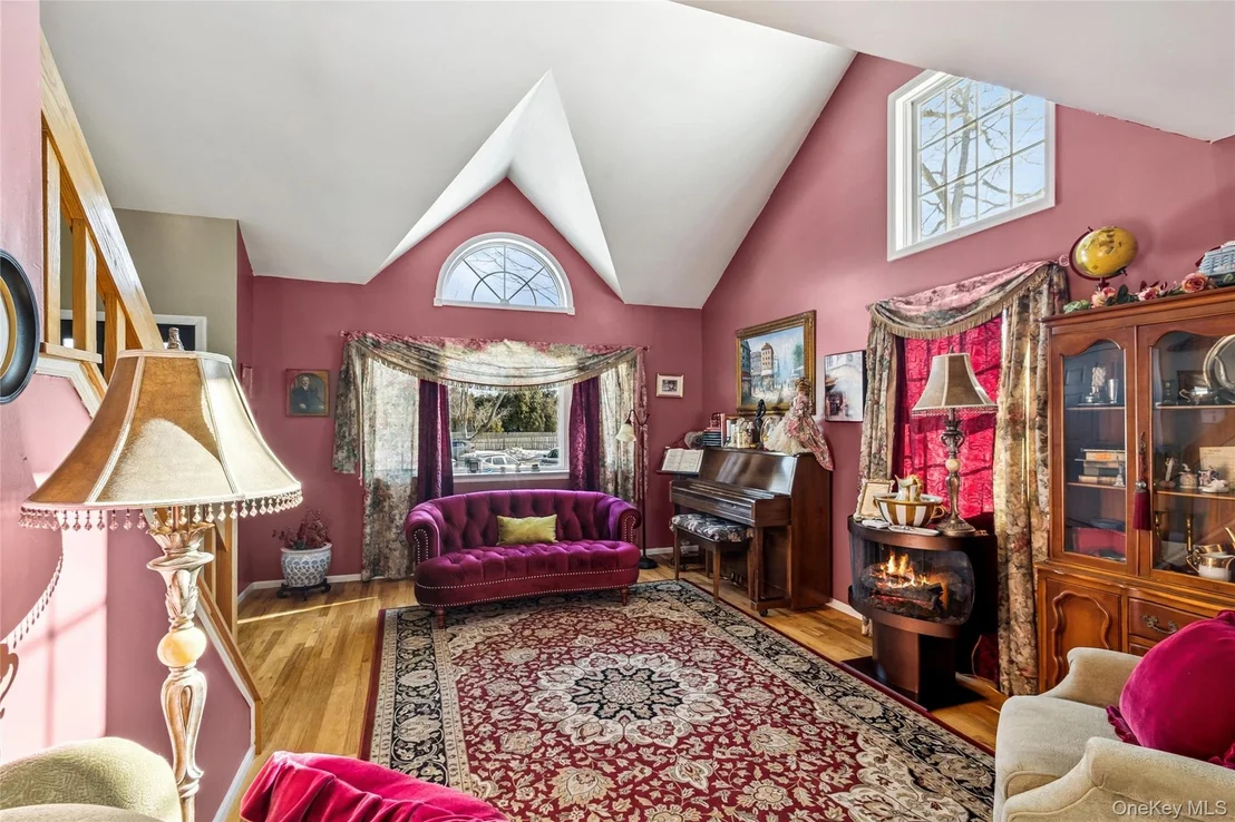 Photo of 41 Locust Drive