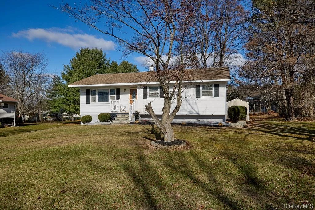 Photo of 17 Andover Lane