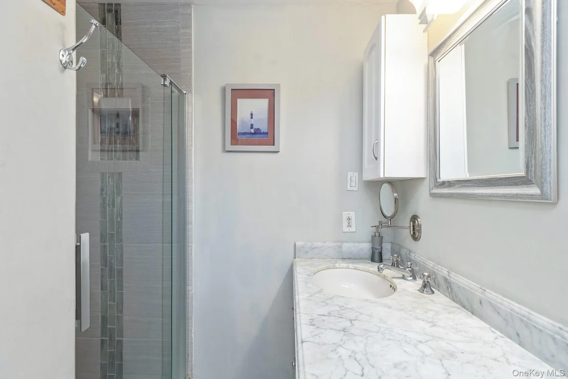 Photo of 30 Long Pond Road
