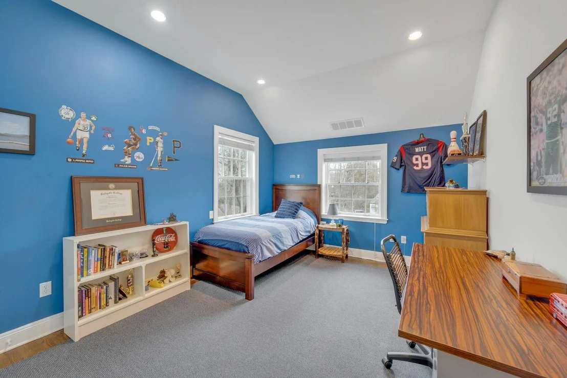 Photo of 280 Beverly Road