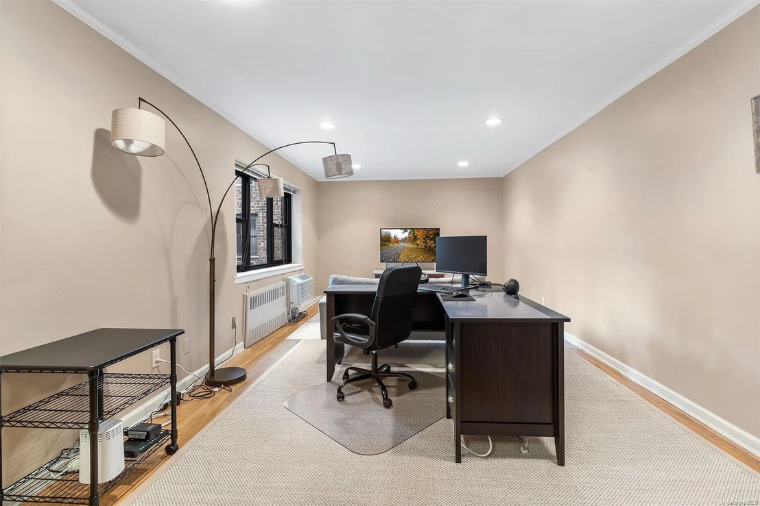 Photo of Unit 2A at 75 Knightsbridge Road