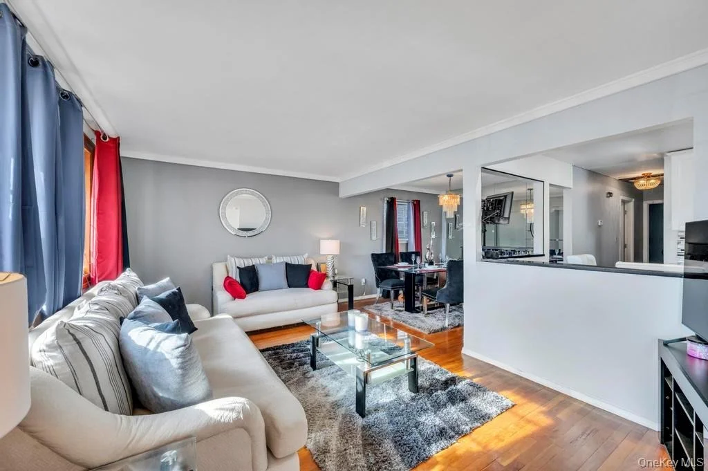 Photo of 488 Pershing Blvd