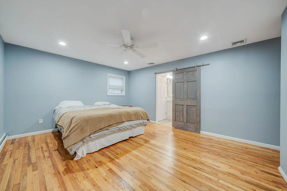 Photo of 1 Kent Place