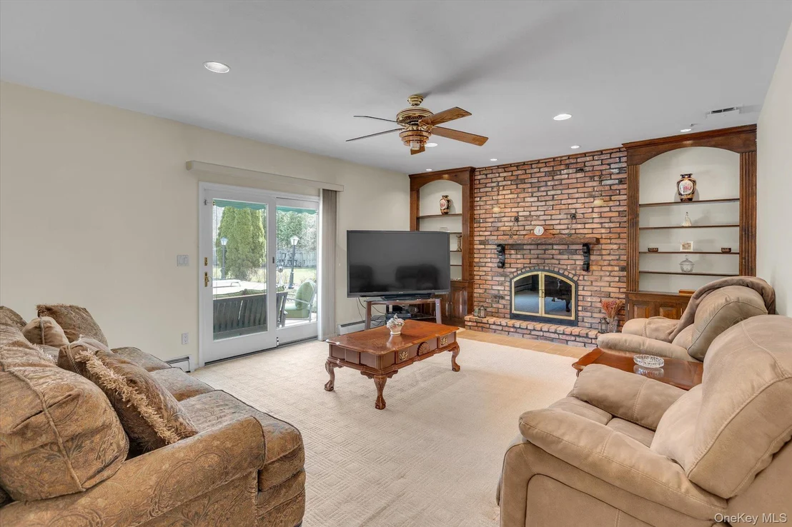 Photo of 1 Somner Drive