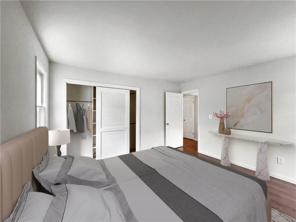 Photo of 35 Brookline Avenue