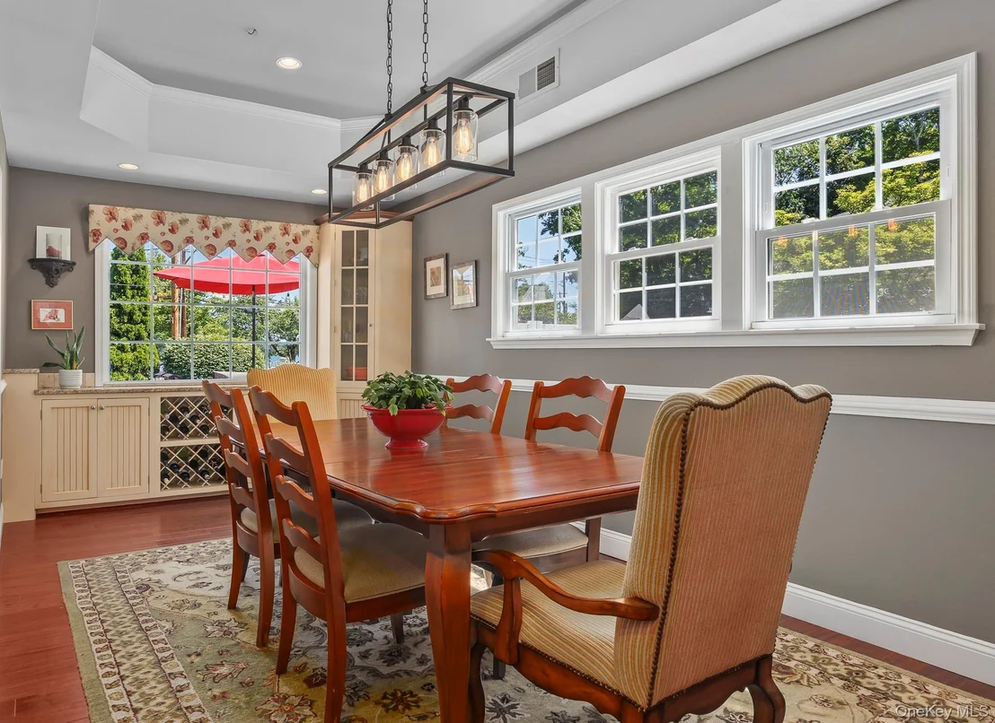 Photo of 1 Colonial Drive
