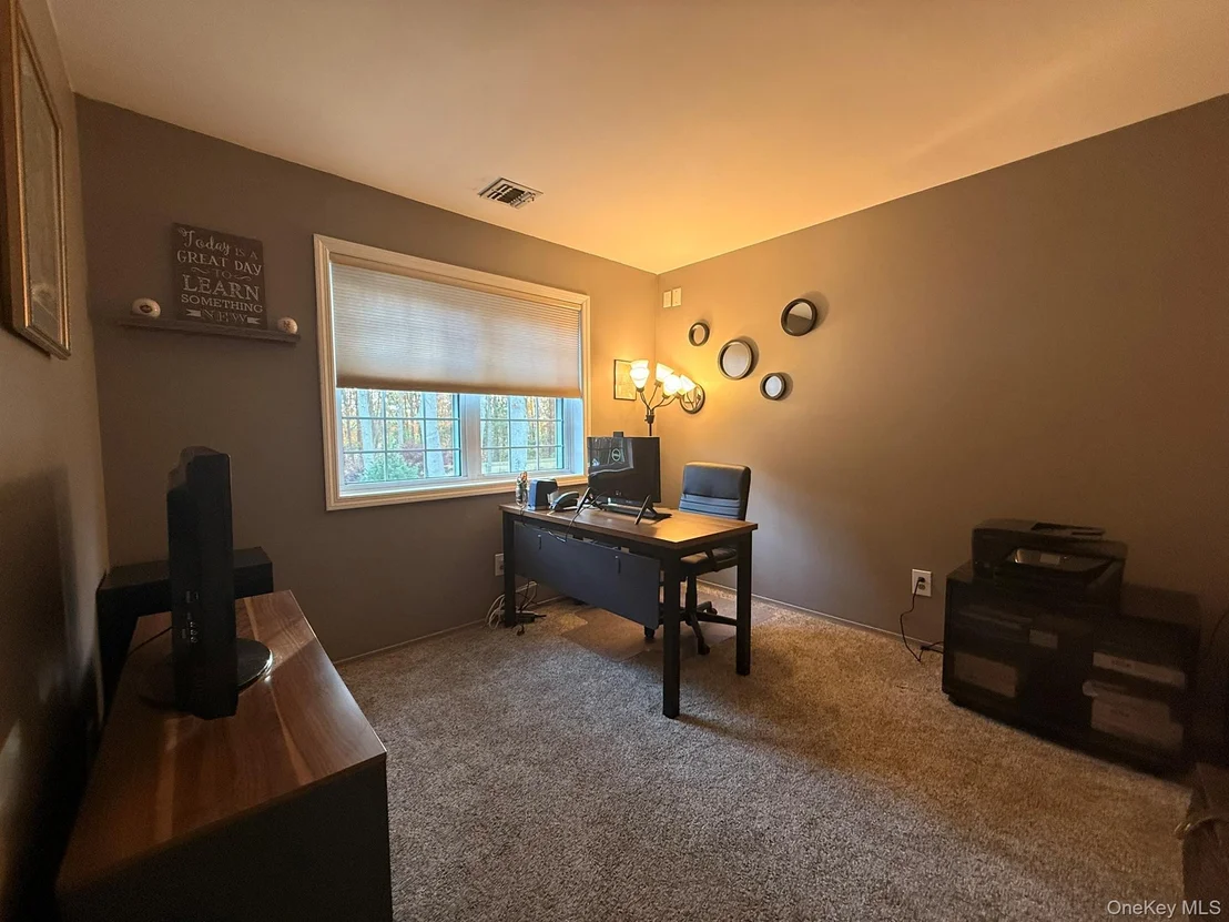 Photo of 40 Winnecomac Circle