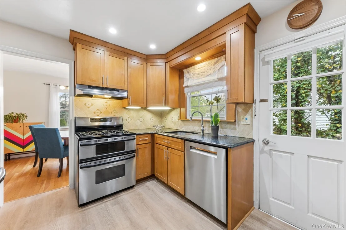 Photo of 304 Boulevard