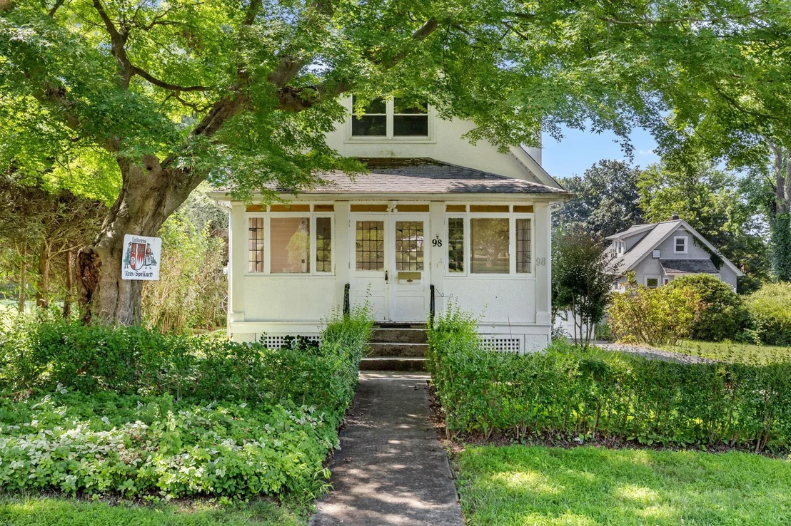 Photo of 98 Westlake Drive