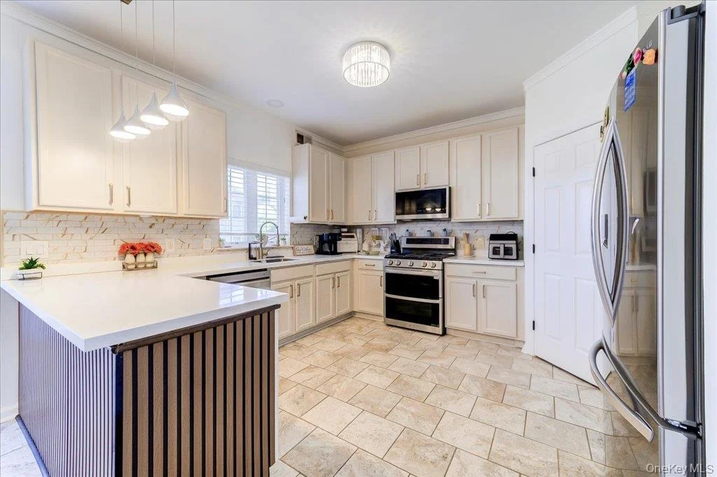 Photo of 2723 Colonial Drive