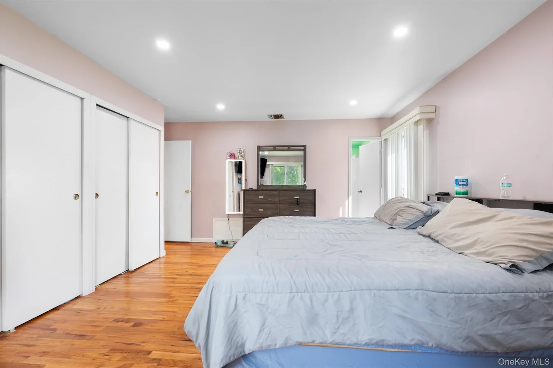 Photo of 5 Canterbury Drive