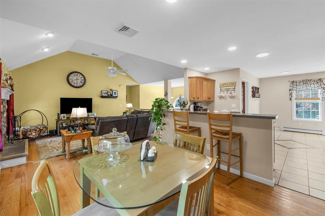 Photo of 42 Bell Drive