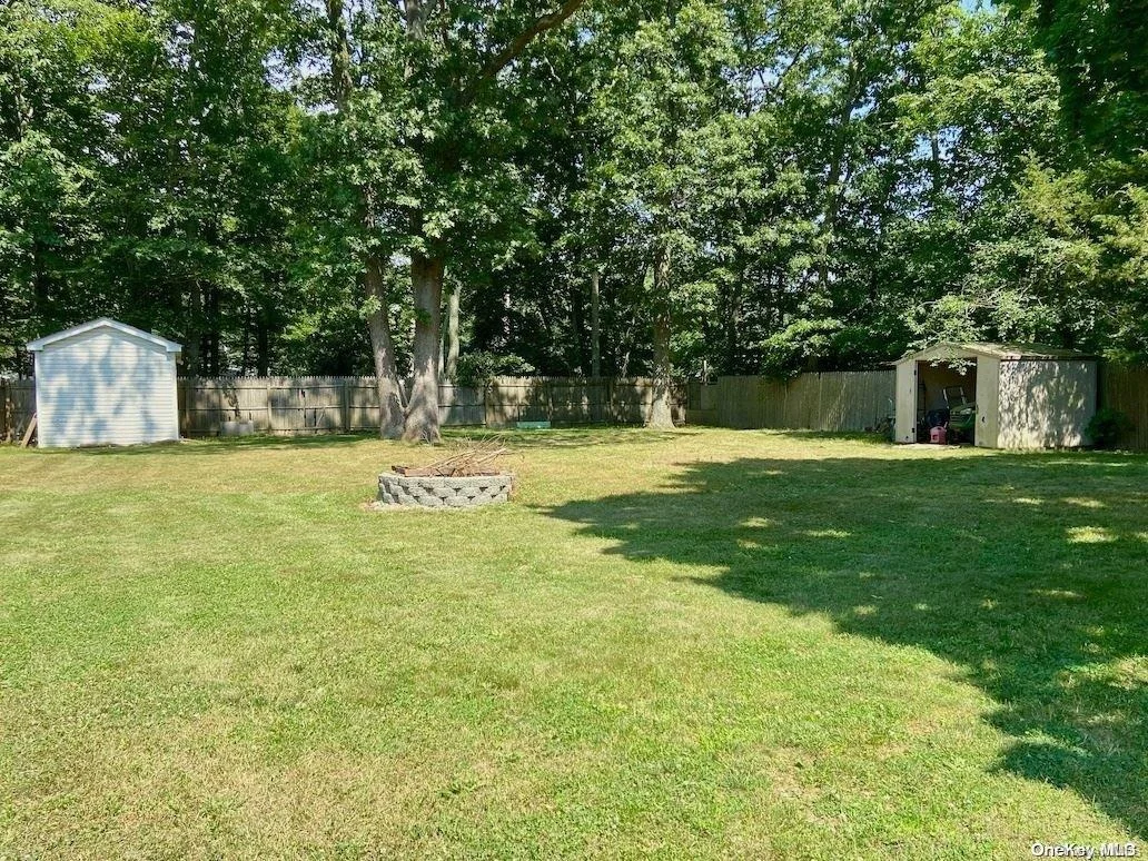 Photo of 50 Phillips Lane