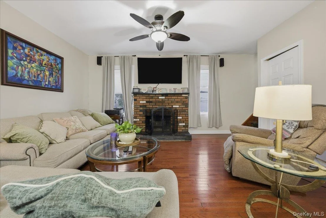 Photo of 32 Franklin Avenue