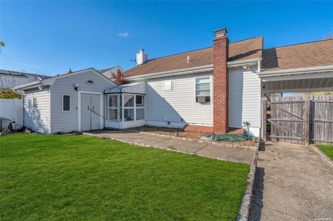 Photo of 128 Gracie Drive