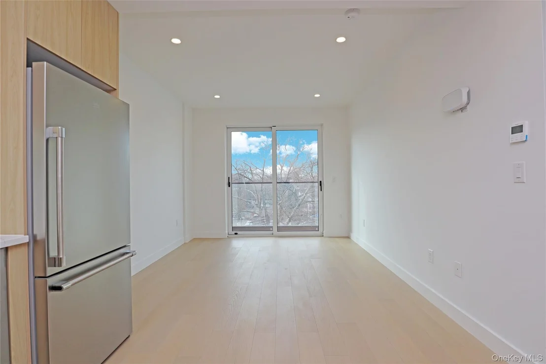 Photo of Unit 3F at 15002 Northern Bloulevard