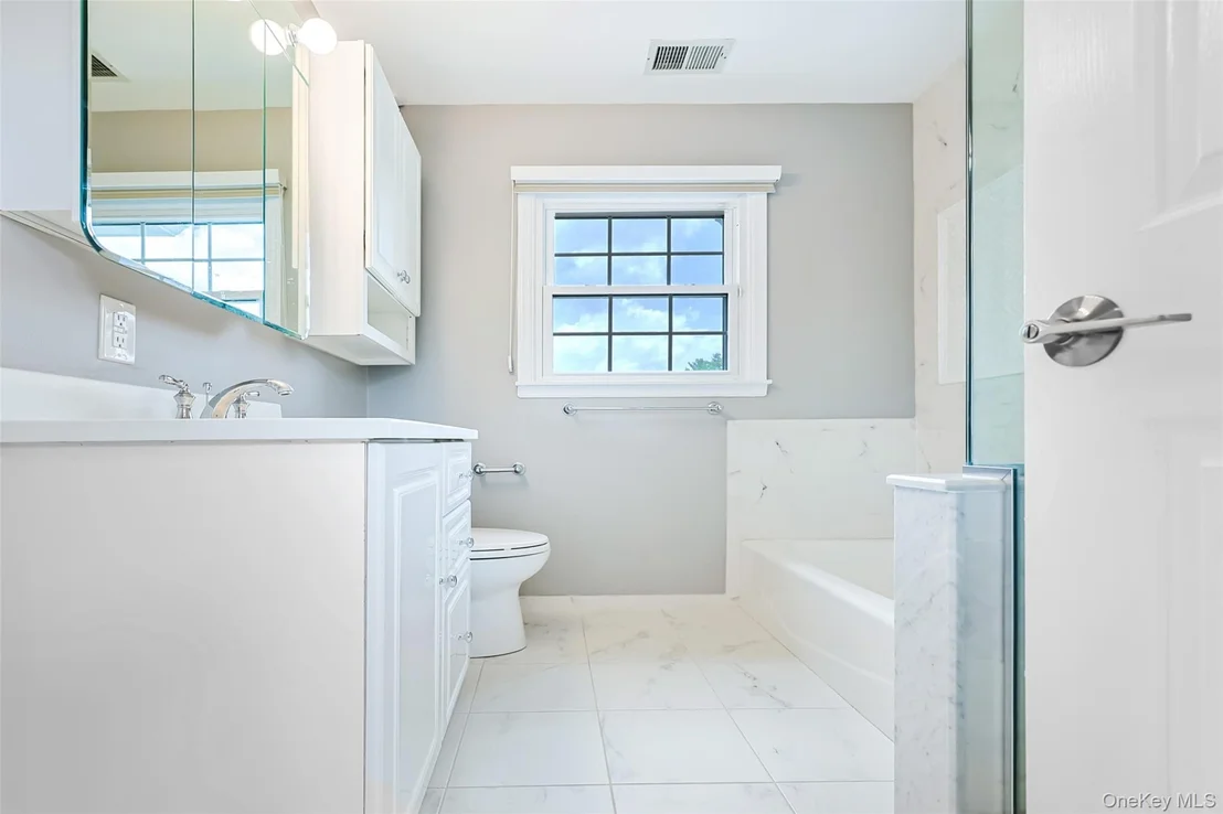 Photo of 8 Parkview Drive