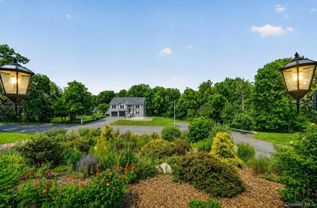 Photo of 1 Bell Way