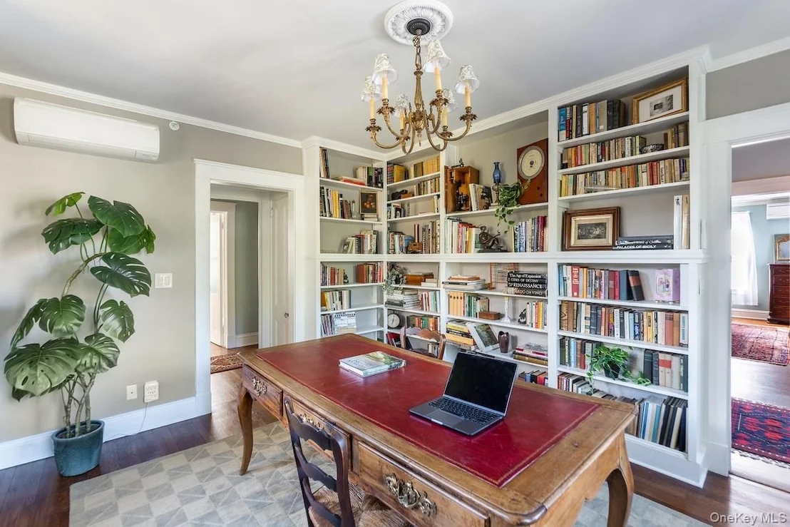 Photo of 36 Belden Avenue