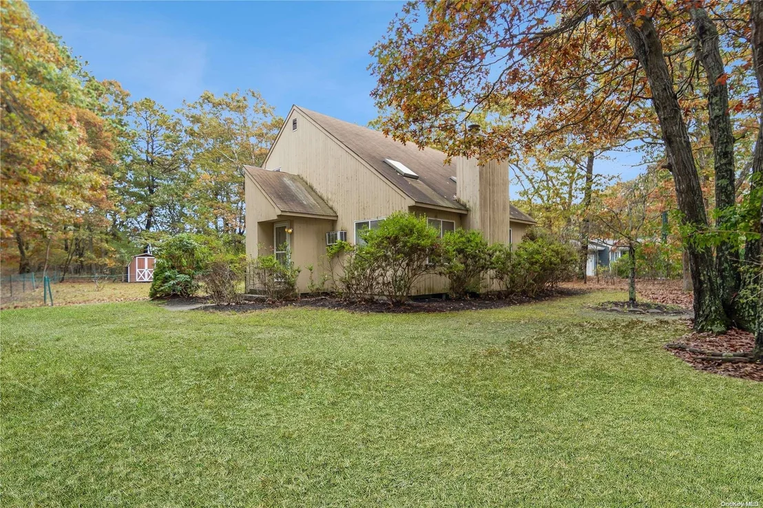 Photo of 18 5th Avenue