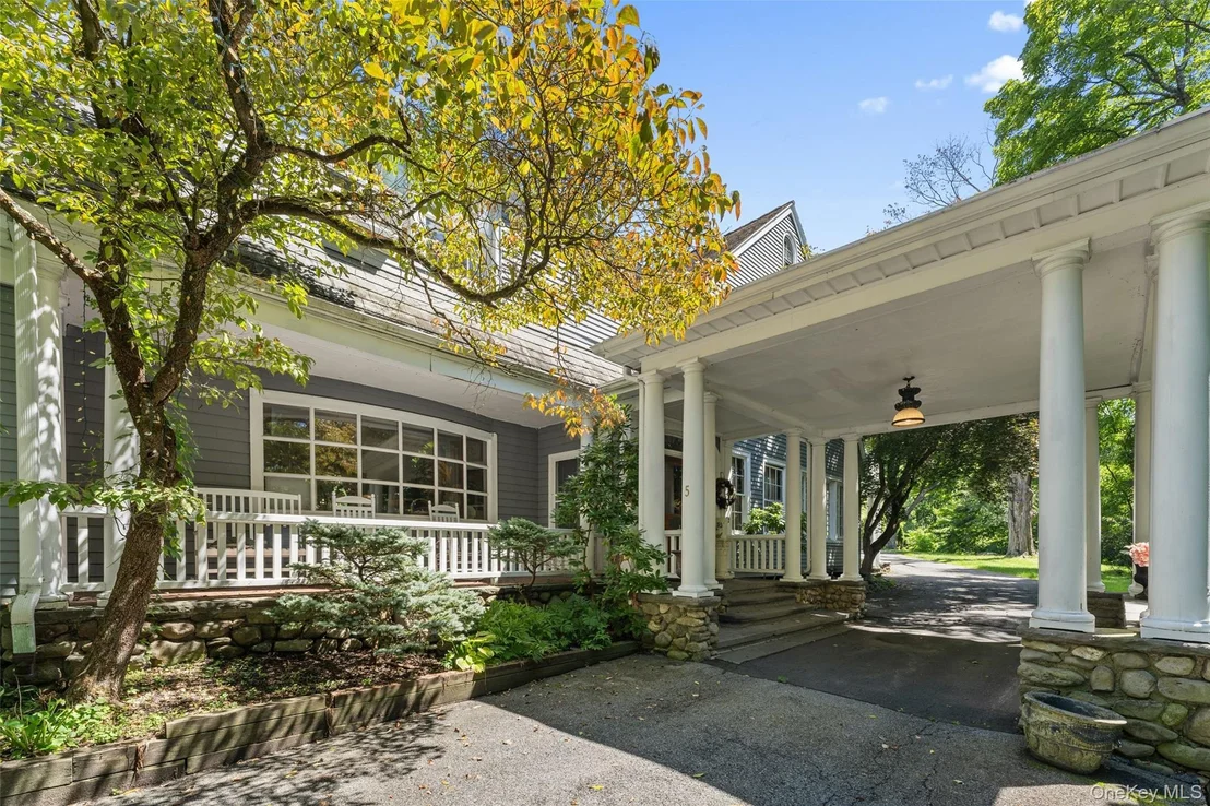 Photo of 5 Trinity Place