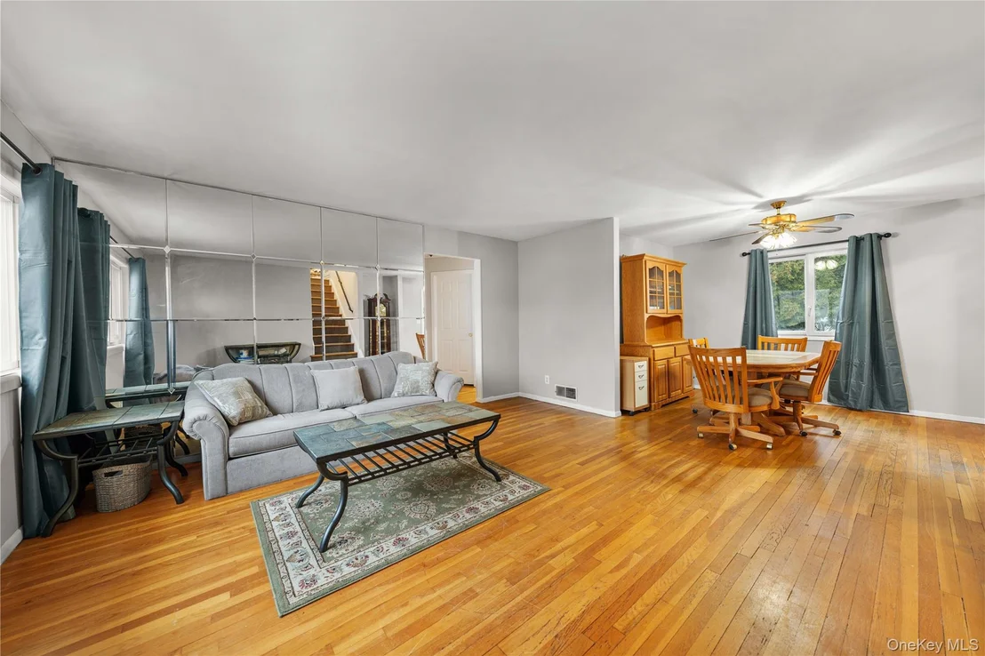 Photo of 64 Wright Avenue