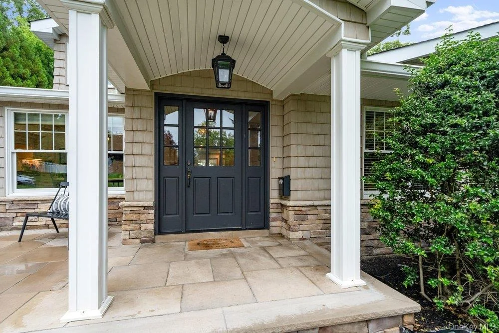Photo of 6 Colonial Gate
