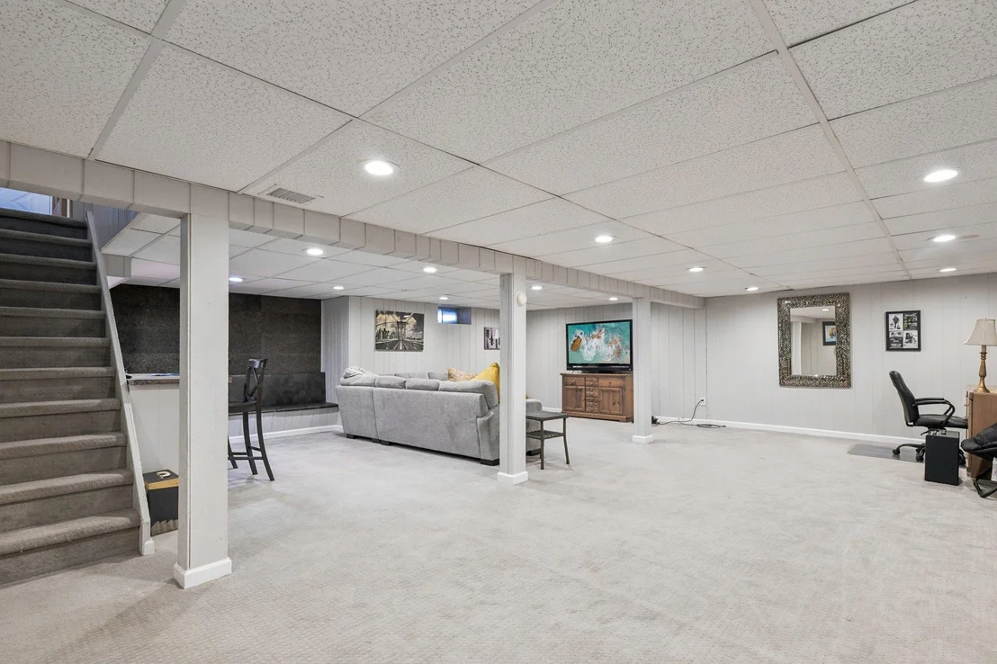 Photo of 111 Lone Oak Path