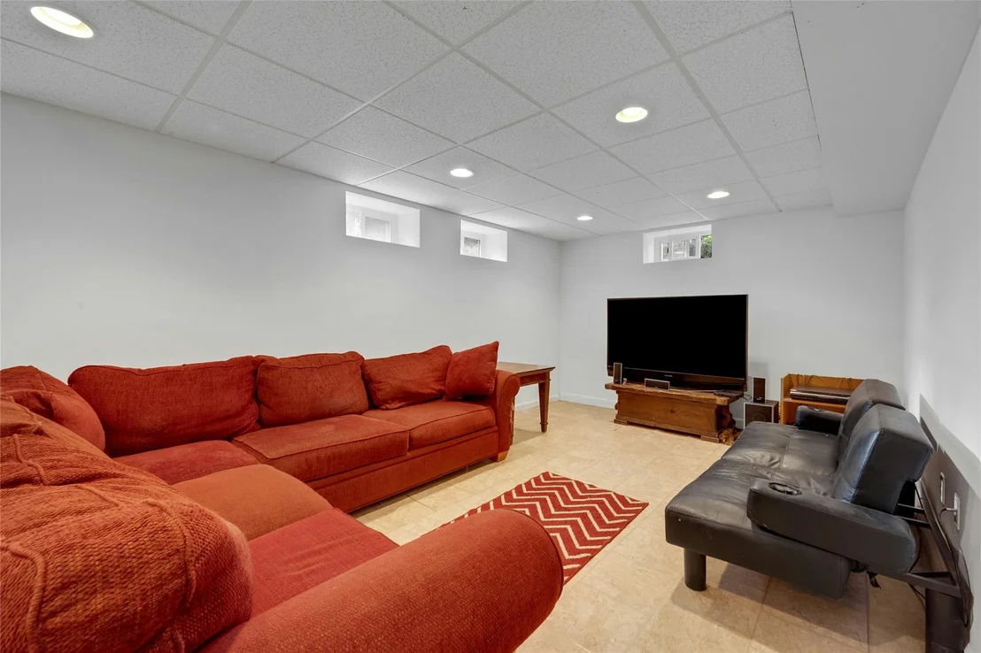 Photo of 263 Memorial Drive