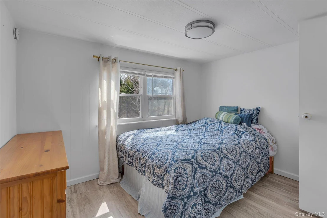 Photo of 74 Maple St