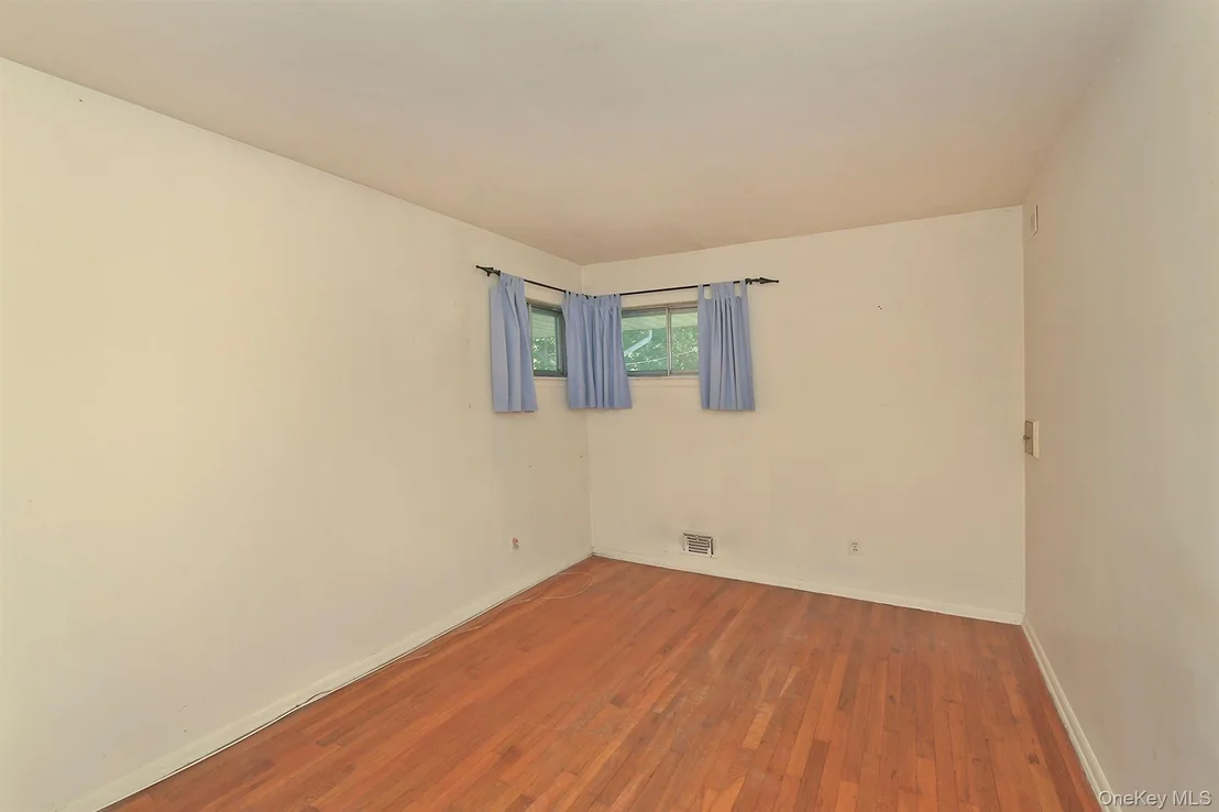 Photo of 12 Marie Crescent