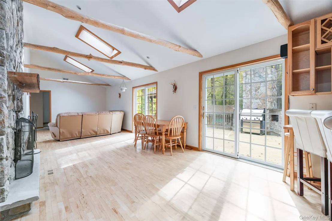 Photo of 91 Decker Road
