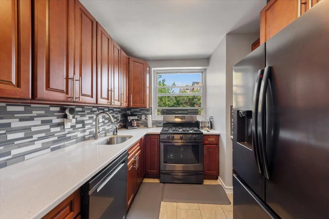 Photo of Unit 3E at 804 Bronx River