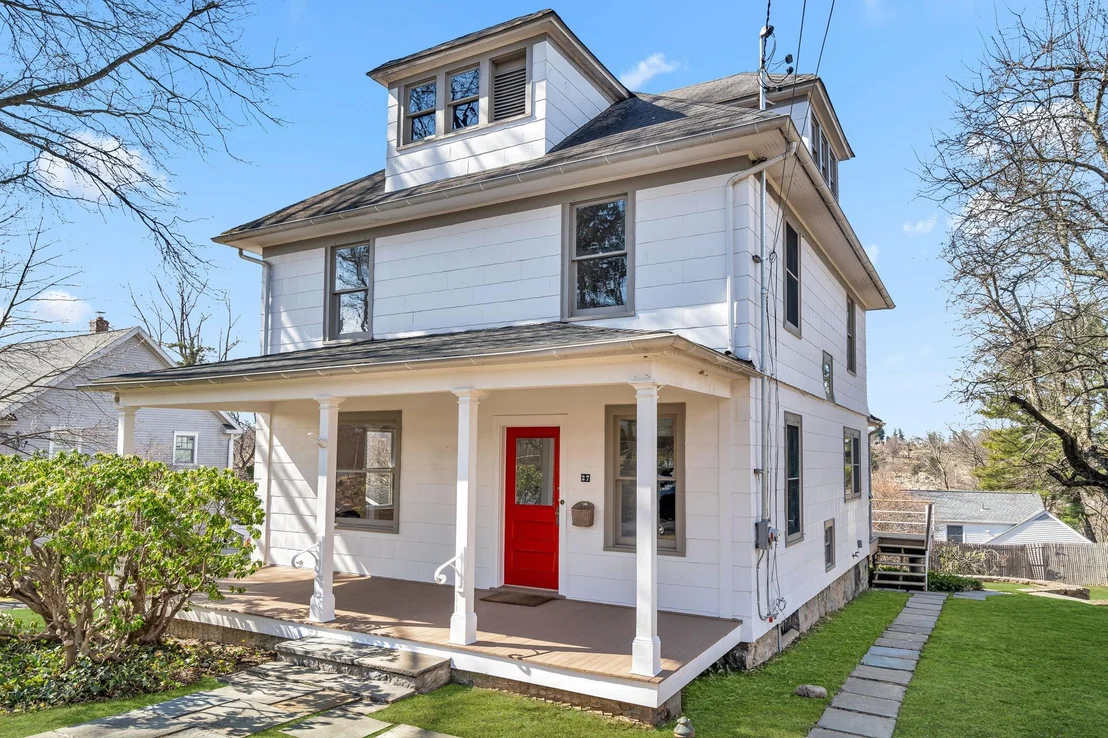 Photo of 27 Waverly Place