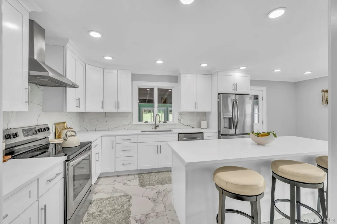 Photo of 6 Kuchler Drive