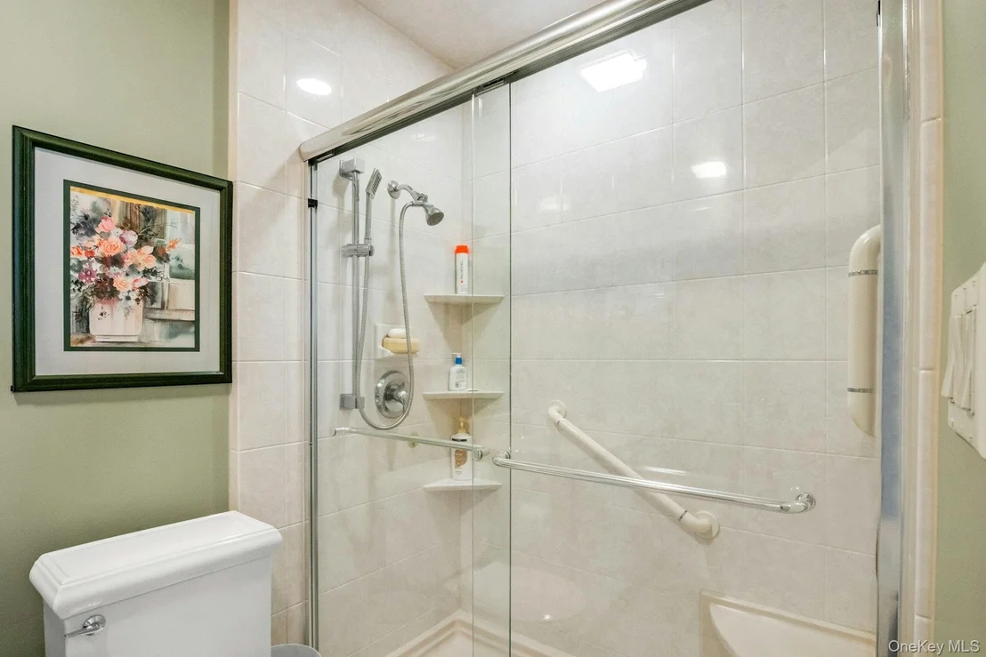 Photo of 35 Krystal Drive