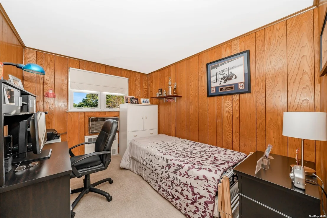 Photo of 102 Bud Lane