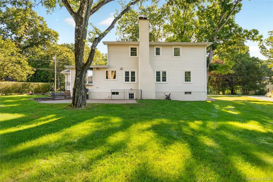 Photo of 4 Wayne Drive
