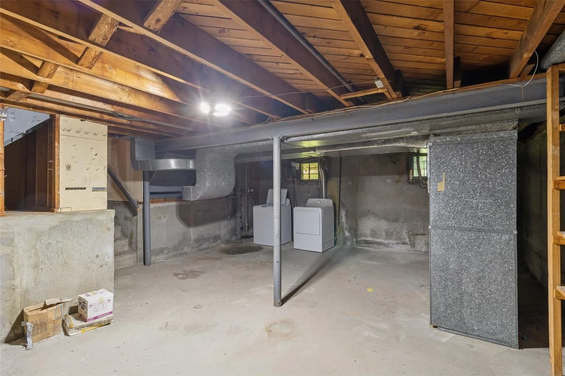 Photo of 56 Hayrick Lane